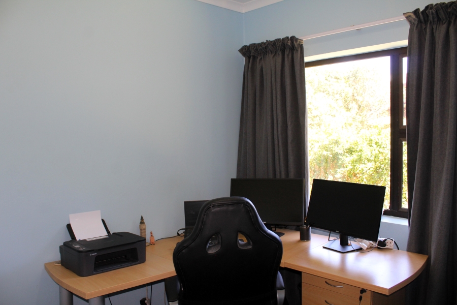 3 Bedroom Property for Sale in Kleinemonde Eastern Cape